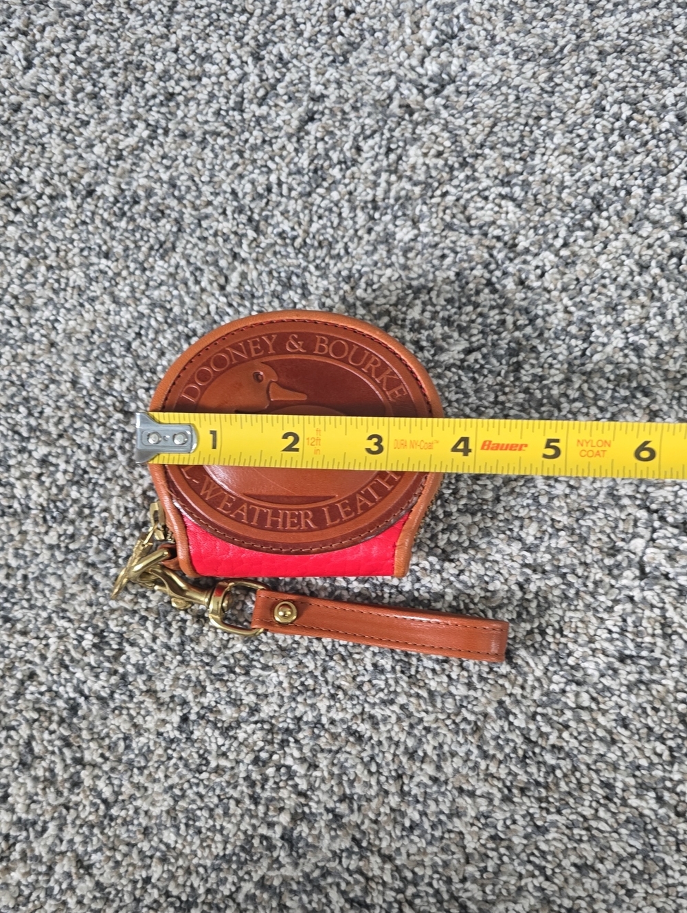 Vintage 90s Dooney & Bourke All Weather Leather Big Duck Zipalong Coin Pouch Red - Picture 8 of 13